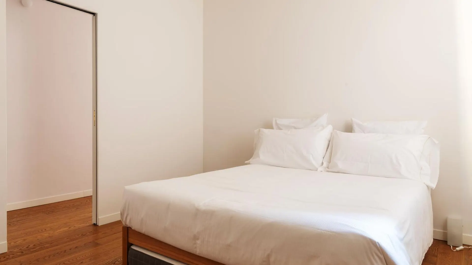 Favololso Appartamento A Pochi Minuti Dal Duomo Milan Apartment